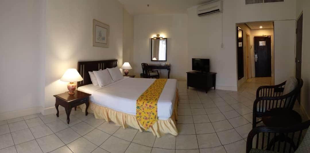 The Orient Star Resort Лумут Экстерьер фото