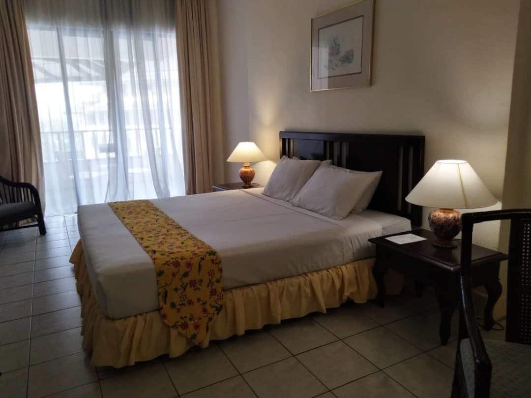 The Orient Star Resort Лумут Экстерьер фото