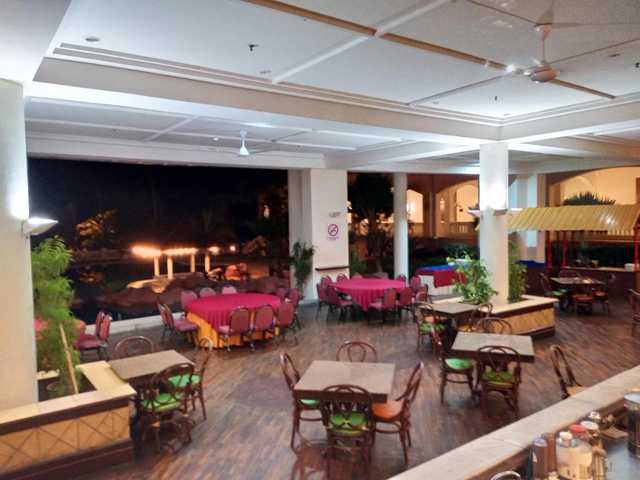 The Orient Star Resort Лумут Экстерьер фото